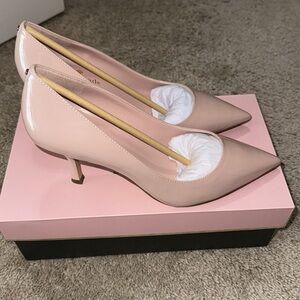 🔥Kate Spade Sonia Pale Vellum Patent Leather Pumps Size 9🔥